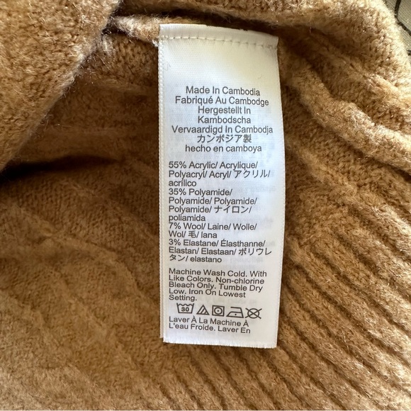 *J.CREW* NWT Extra-Soft Cable Knit Pullover Sweater XS - Picture 6 of 6